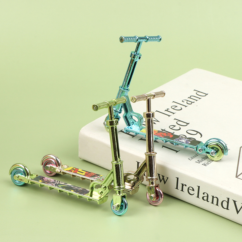 Mini%20Scooter%20Child%20Educational%20Toy%20Finger%20Scooter%20Bike%20Skateboard%20Fingerboard%20-%20Image%208