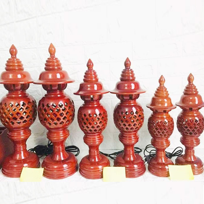Cặp đèn thờ tổ ong gỗ xà cừ chạm tổ ong cao 36cm