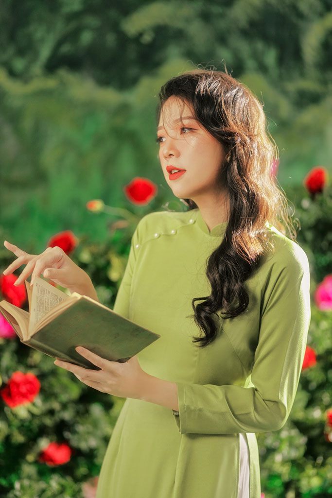 Sumire Store Áo dài Truyền thống Tú Thanh