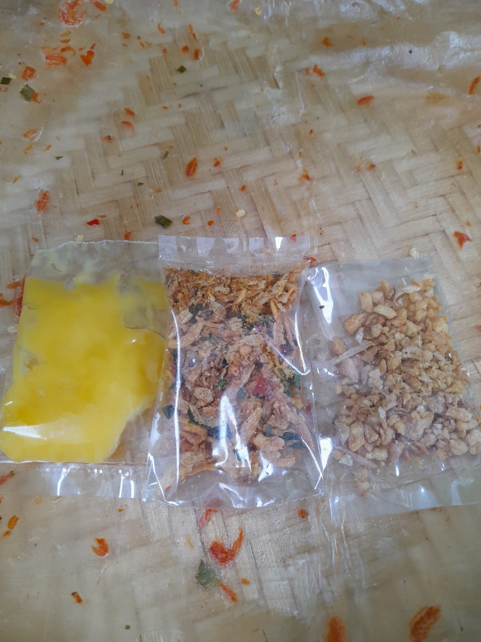 [HCM] Bánh tráng dẻo tôm bơ - tép hành tỏi phi đặc biệt