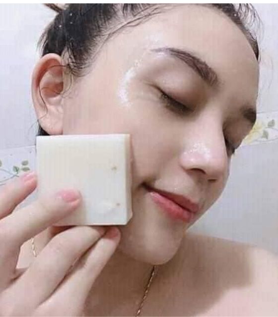 XÀ PHÒNG CÁM GẠO THÁI LAN KÍCH TRẮNG DA