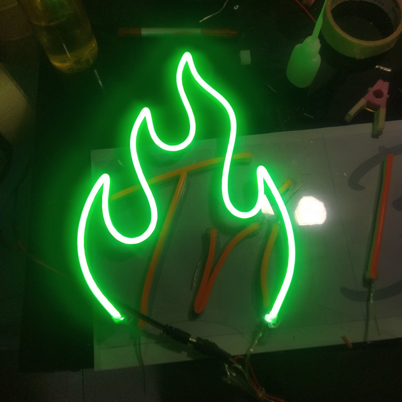 Đèn Led Neon Trang Trí Hình Ngọn Lửa nhiều  màu