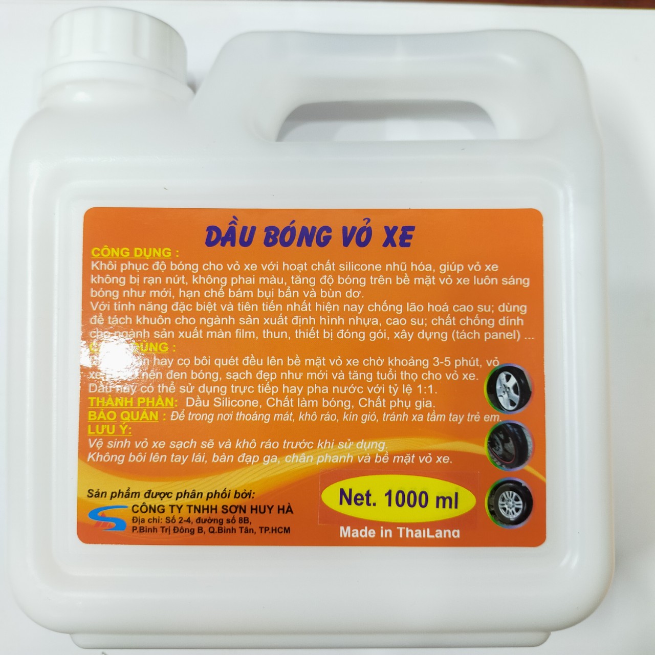 DẦU BÓNG VỎ XE 1 LÍT - THÁI LAN