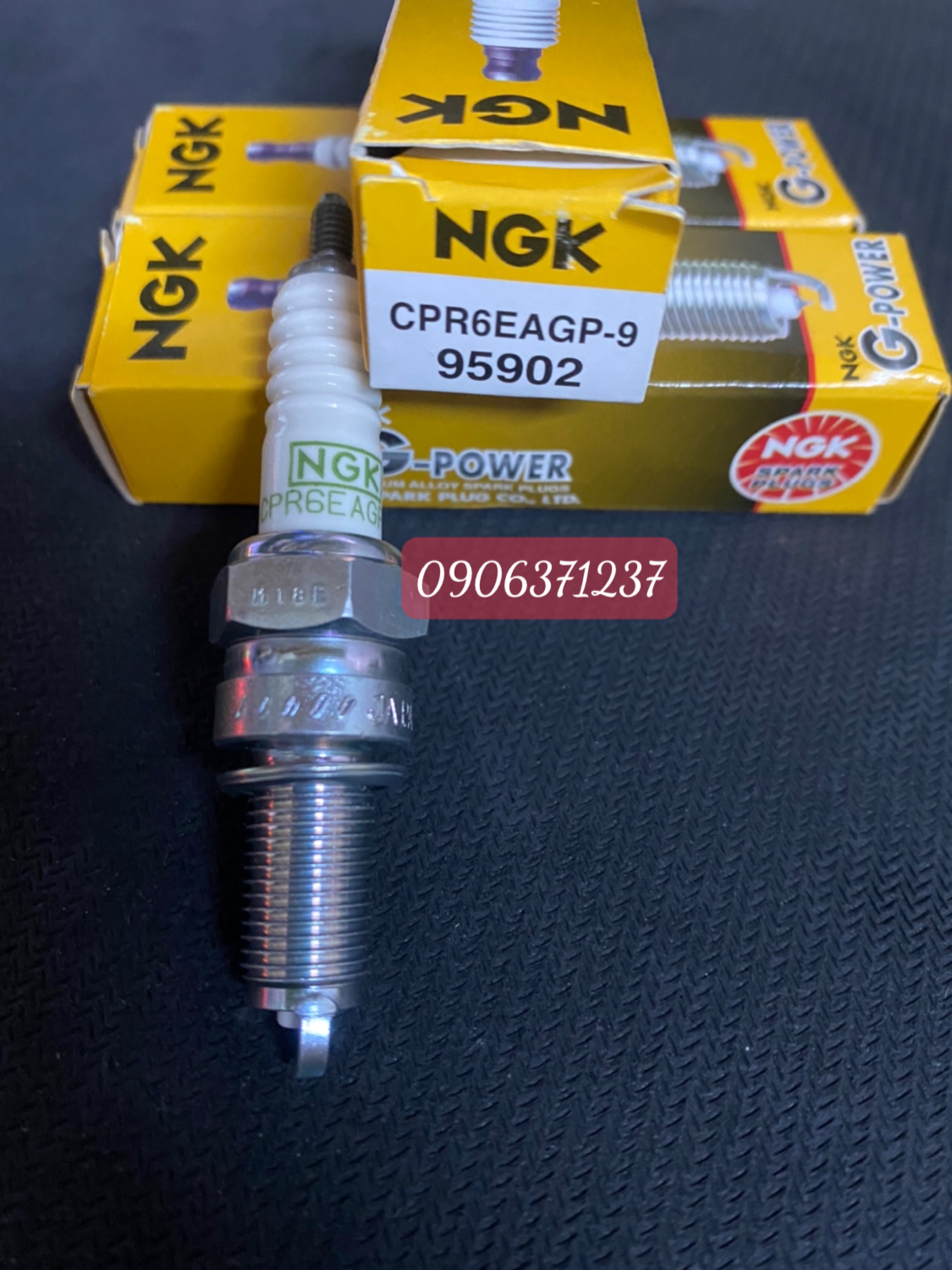Bugi bạch kim chân dài CPR6EAGP-9 NGK