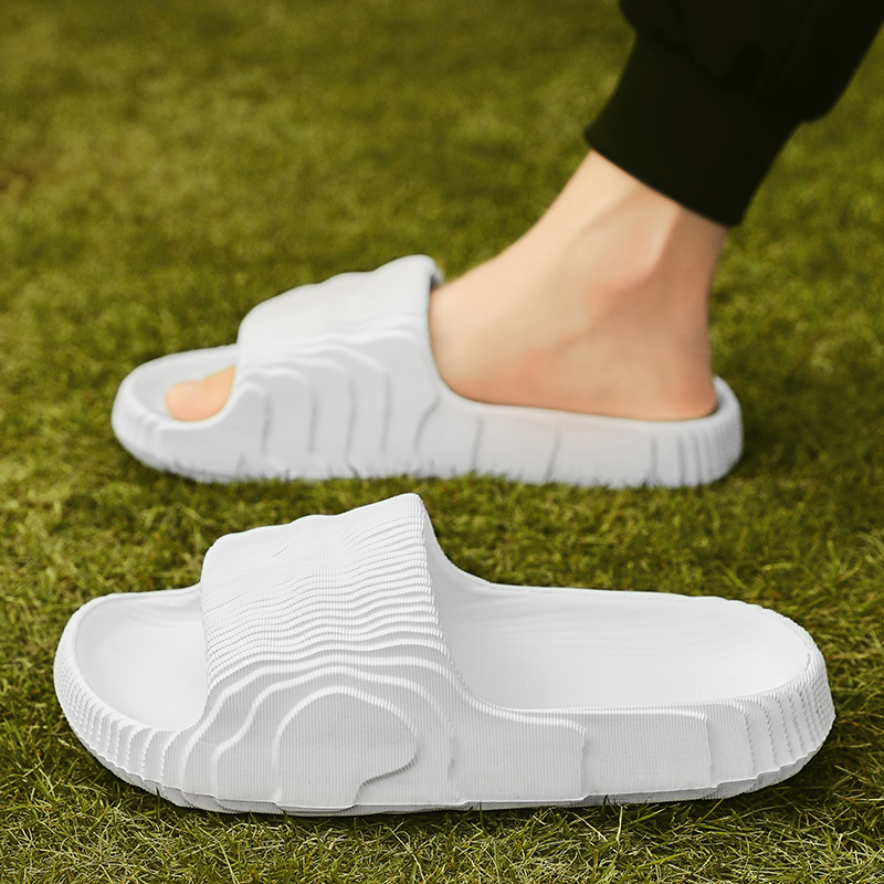 【New release】 Summer Wear Couples EVA Indoor Flip-Flops Slippers.