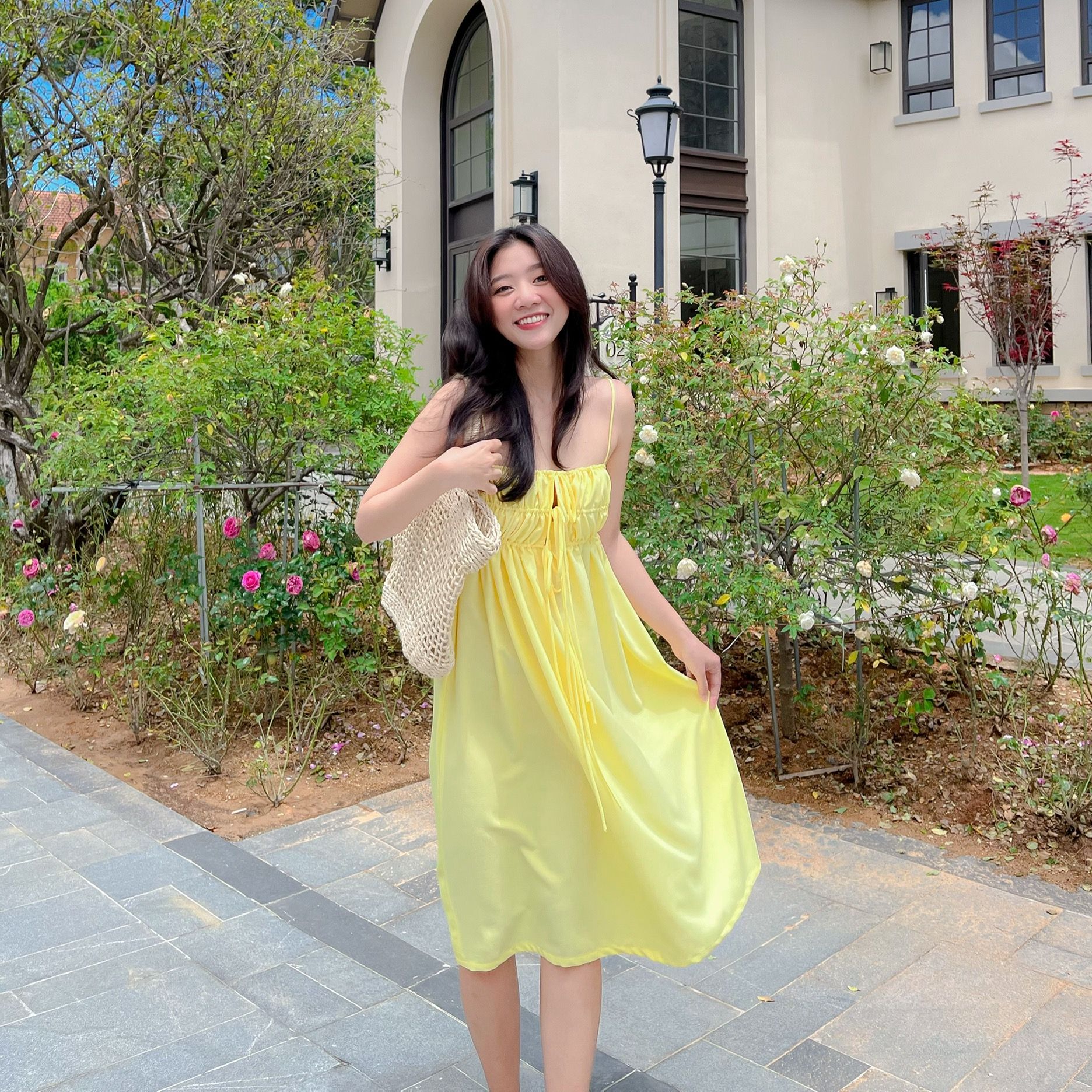 Đầm CECY - Đầm 2 dây rút ngực form rộng