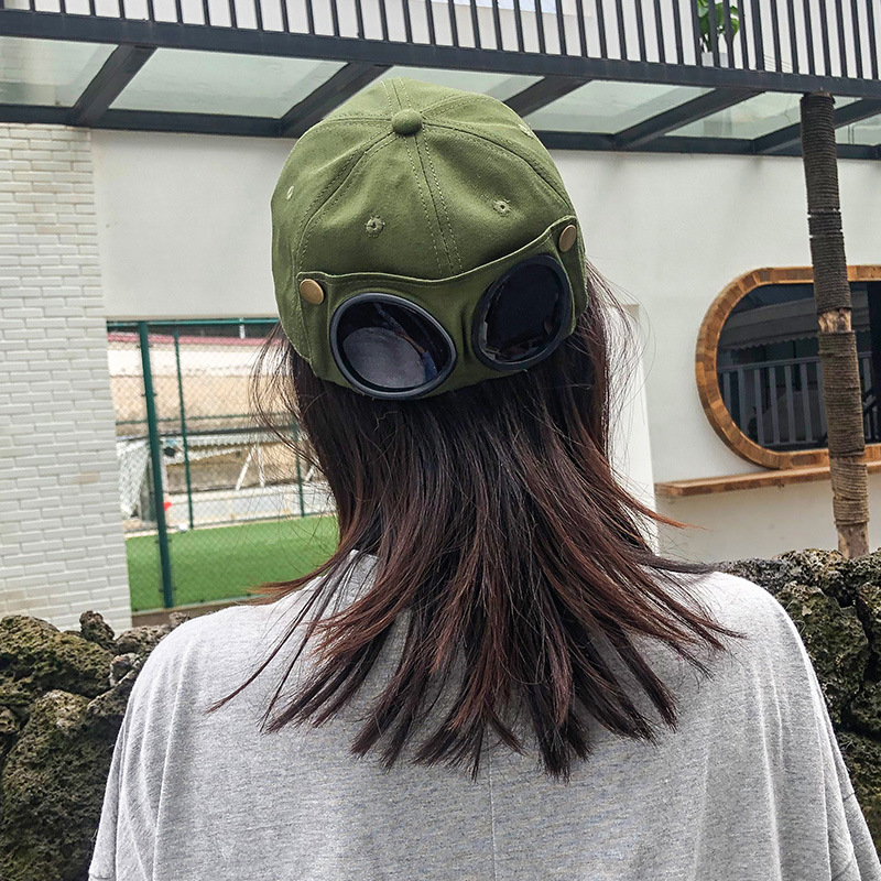 Mũ lưỡi trai kiểu dáng độc đáo - UniLabel