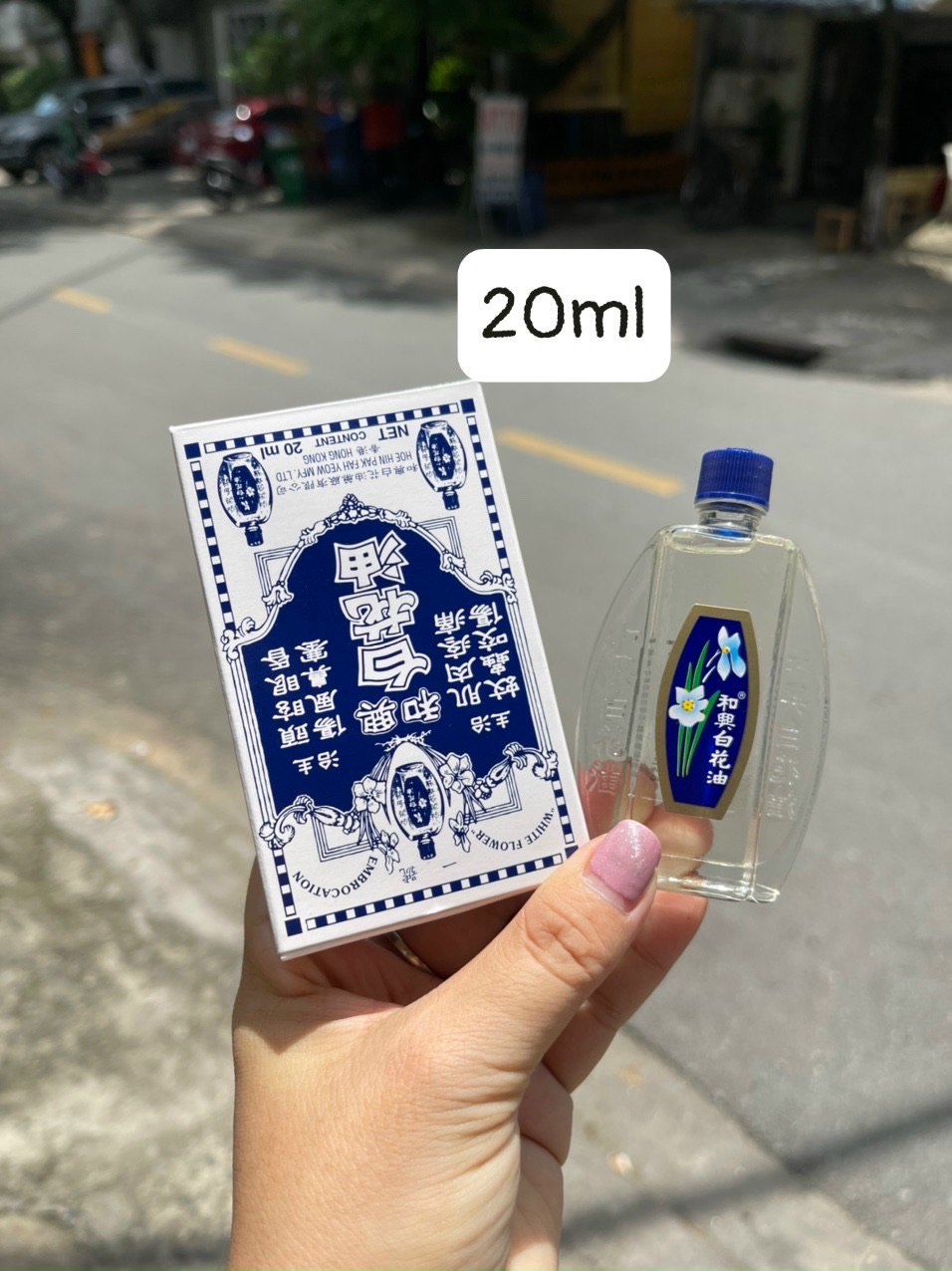 Dầu gió trắng bạch hoa hongkong chính hãng