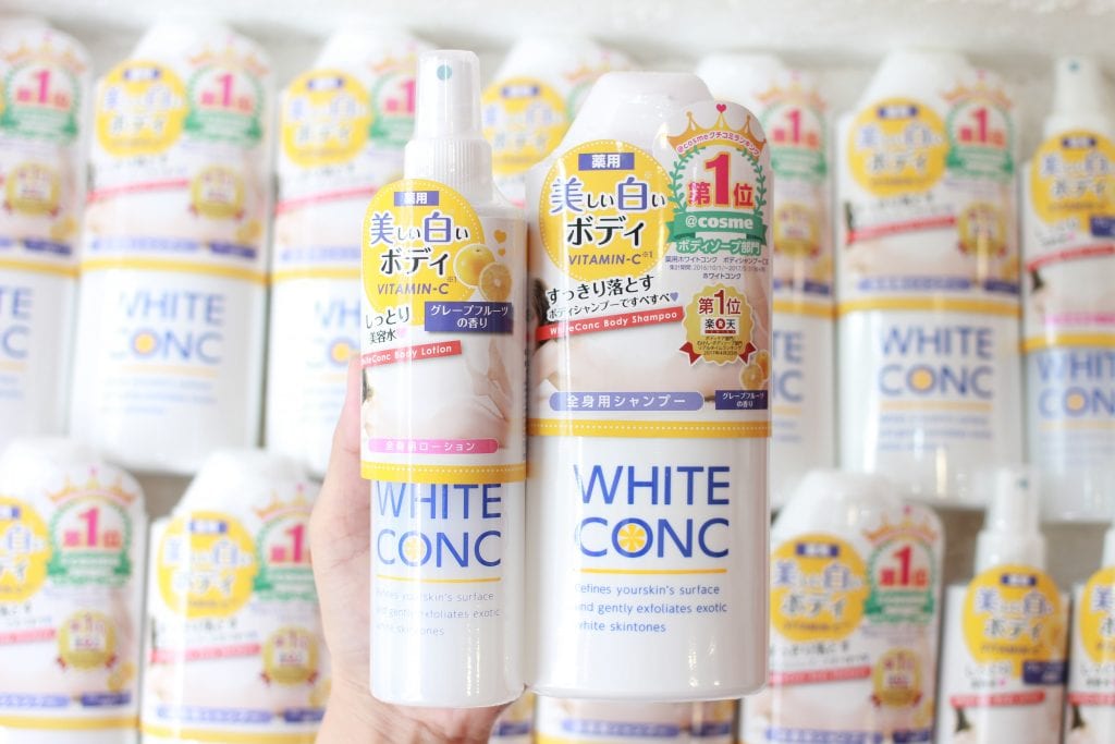 Xịt dưỡng trắng da White Conc Vitamin C 245ml Nhật Bản