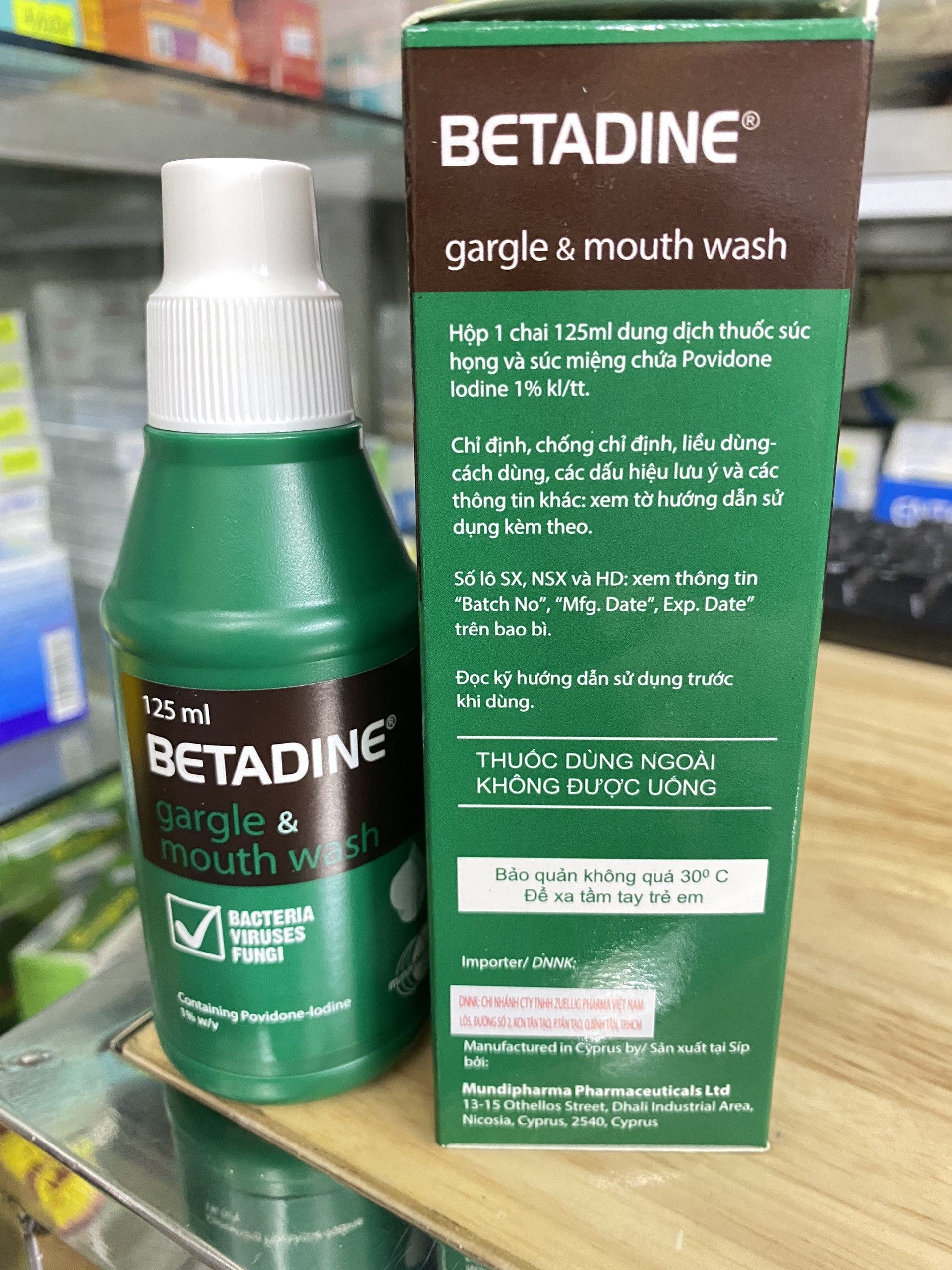 Nước súc miệng Betadine chai 125ml