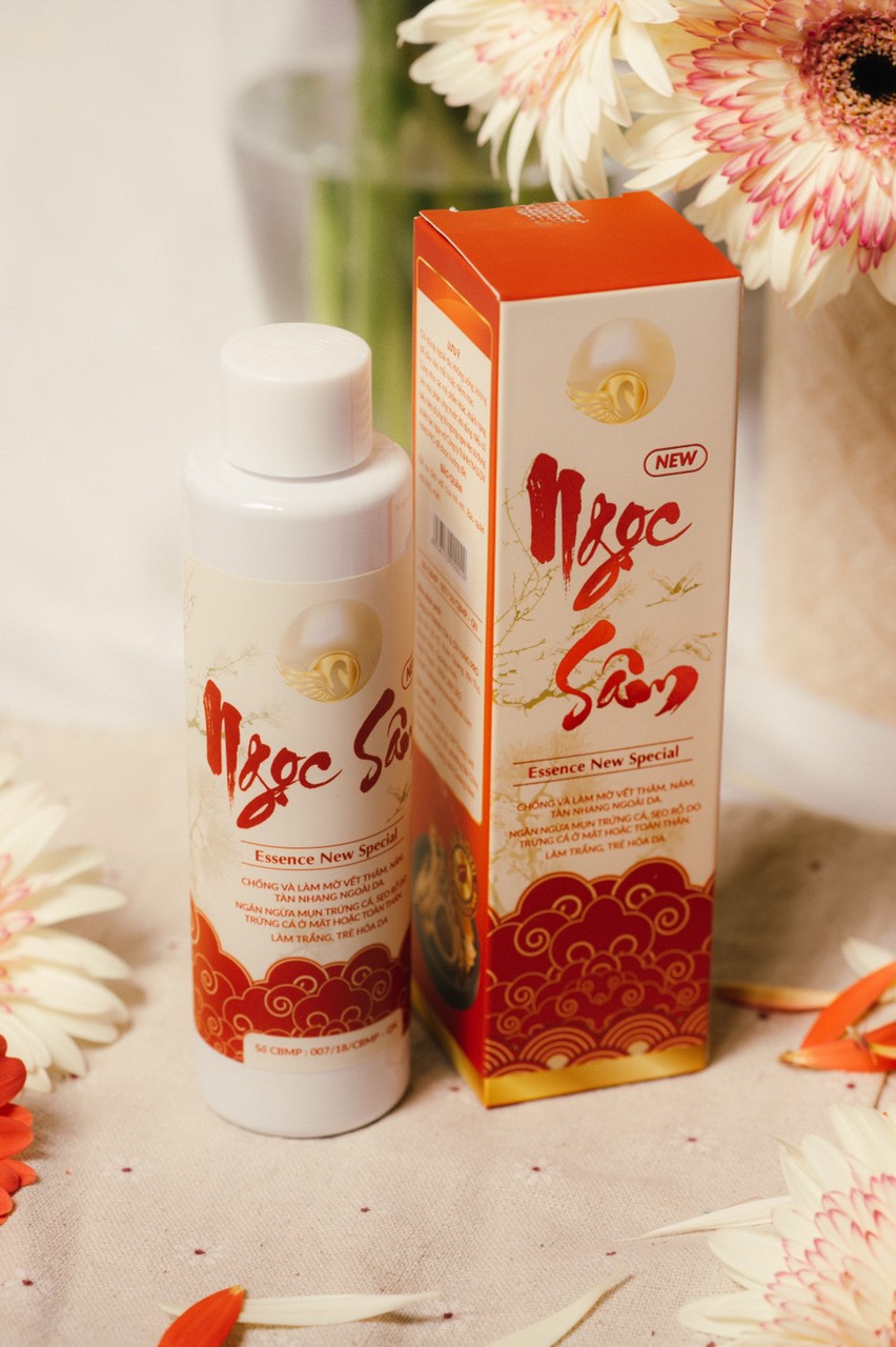 COMBO GỒM LỌ TINH CHẤT NGỌC SÂM 150ML & MẶT NẠ PHA SẴN DẠNG THẠCH