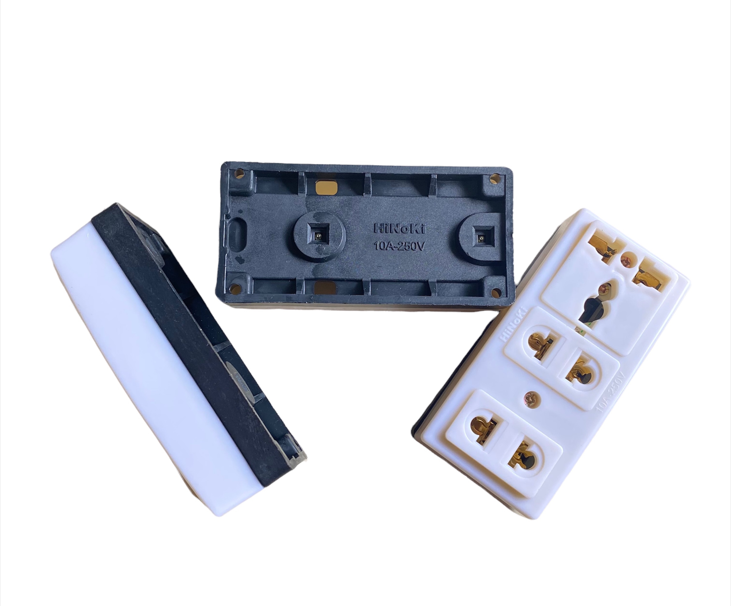 Ổ cắm điện 3 ngả HINOKI 10A-250V