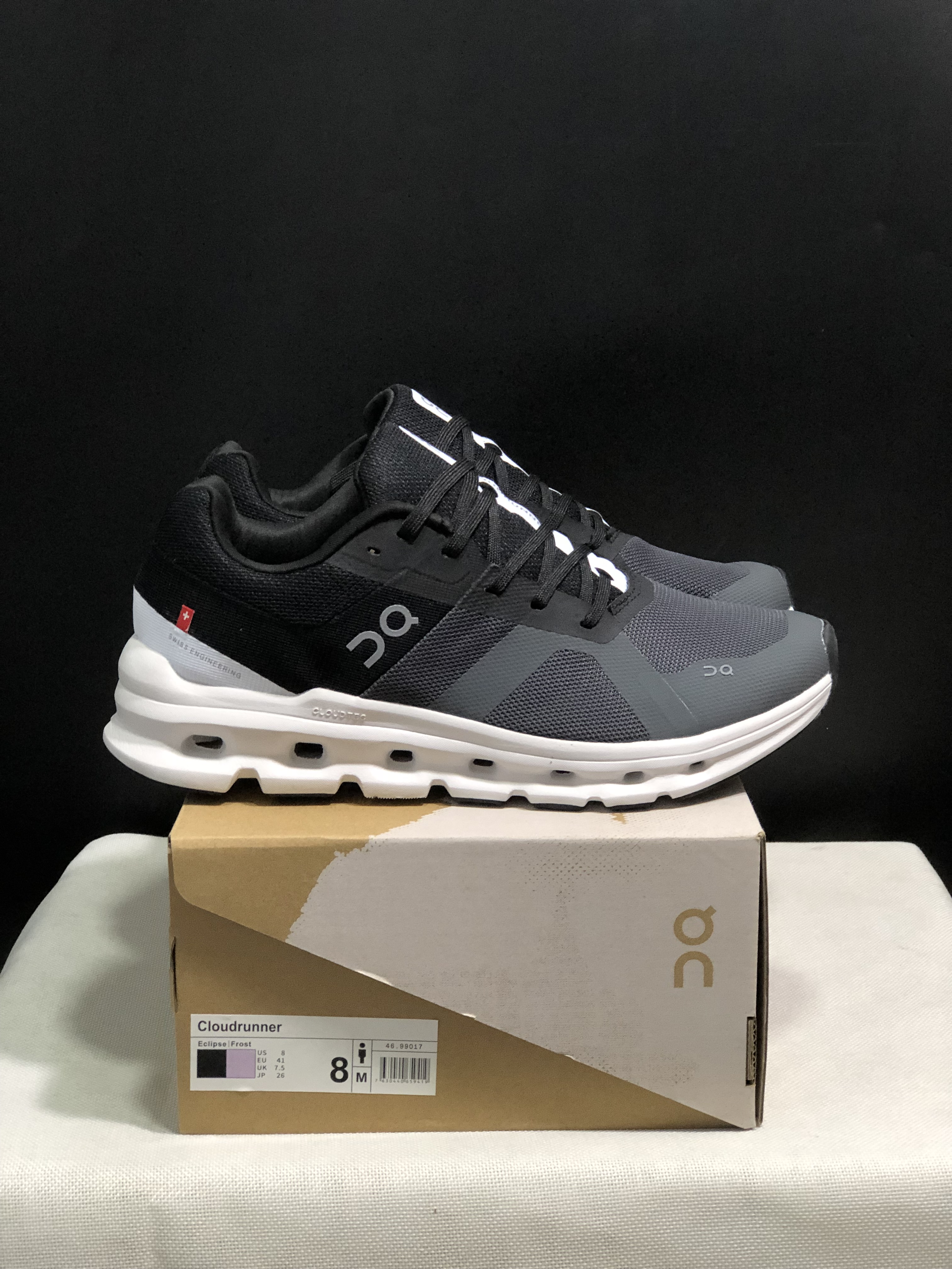 美品　On Cloudrunner　Eclipse/Frost On CLOUDRUNNER Road-Running Shoes Eclipse/Frost Men's US