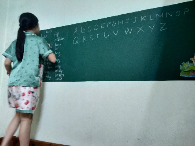 Decal Bảng Viết Phấn (Có Màu Xanh Lá) Size 60x200cm