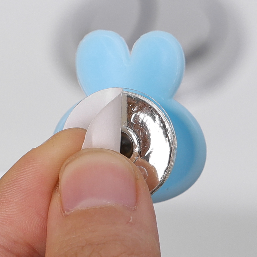 Tay nắm cửa tủ sáng tạo nút vòi xịt vệ sinh Thỏ Dễ Thương đa năng