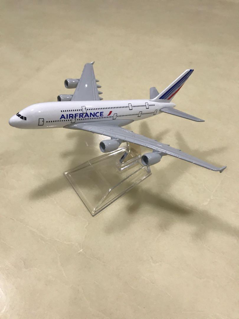 air france toy plane