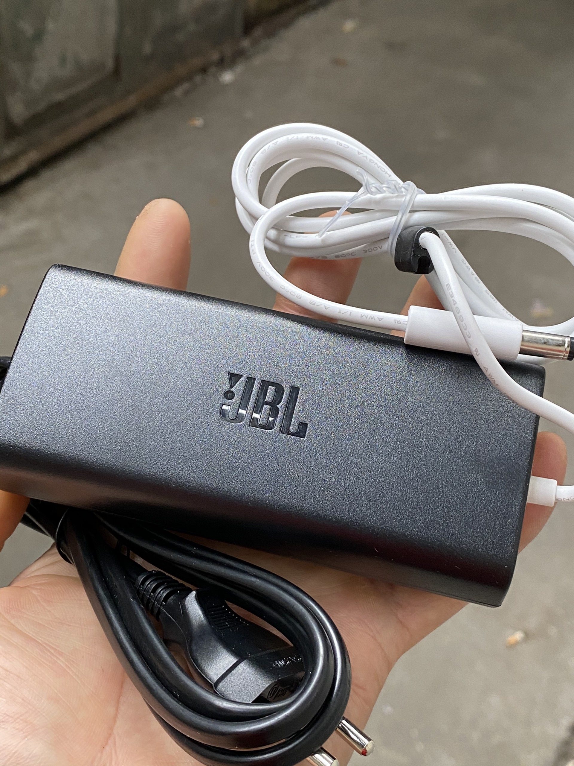 Adapter sạc loa JBL Xtreme 19V bảo hành 12 tháng