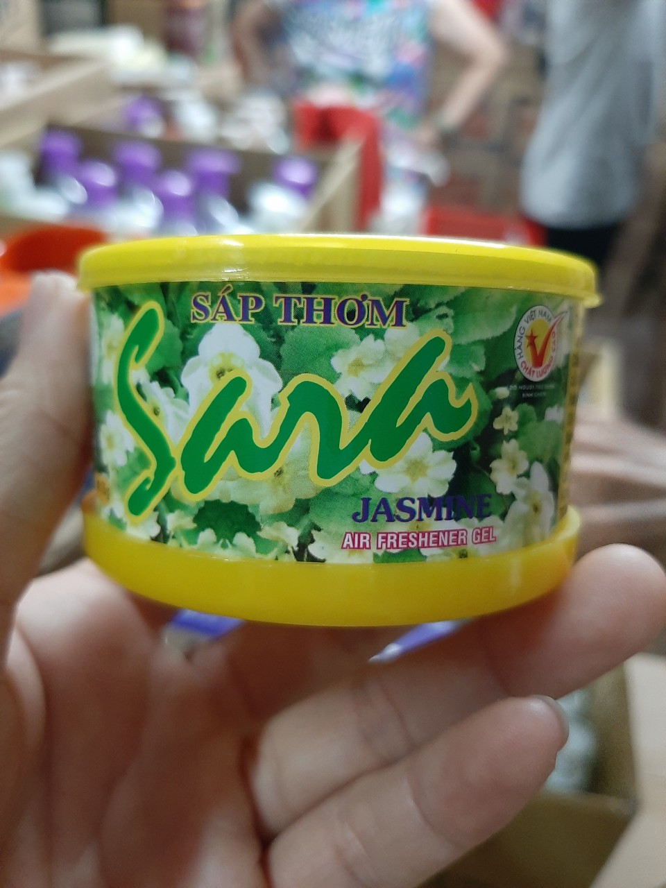 Sáp Thơm SARA 75G (Chanh, Hoa Hồng, Lài, Dâu)