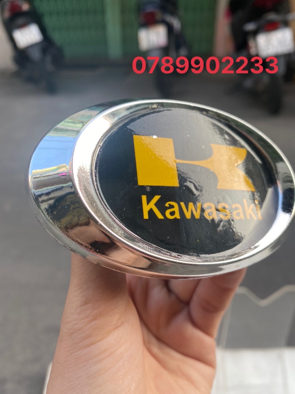 LOGO MẶT NẠ XE MAX