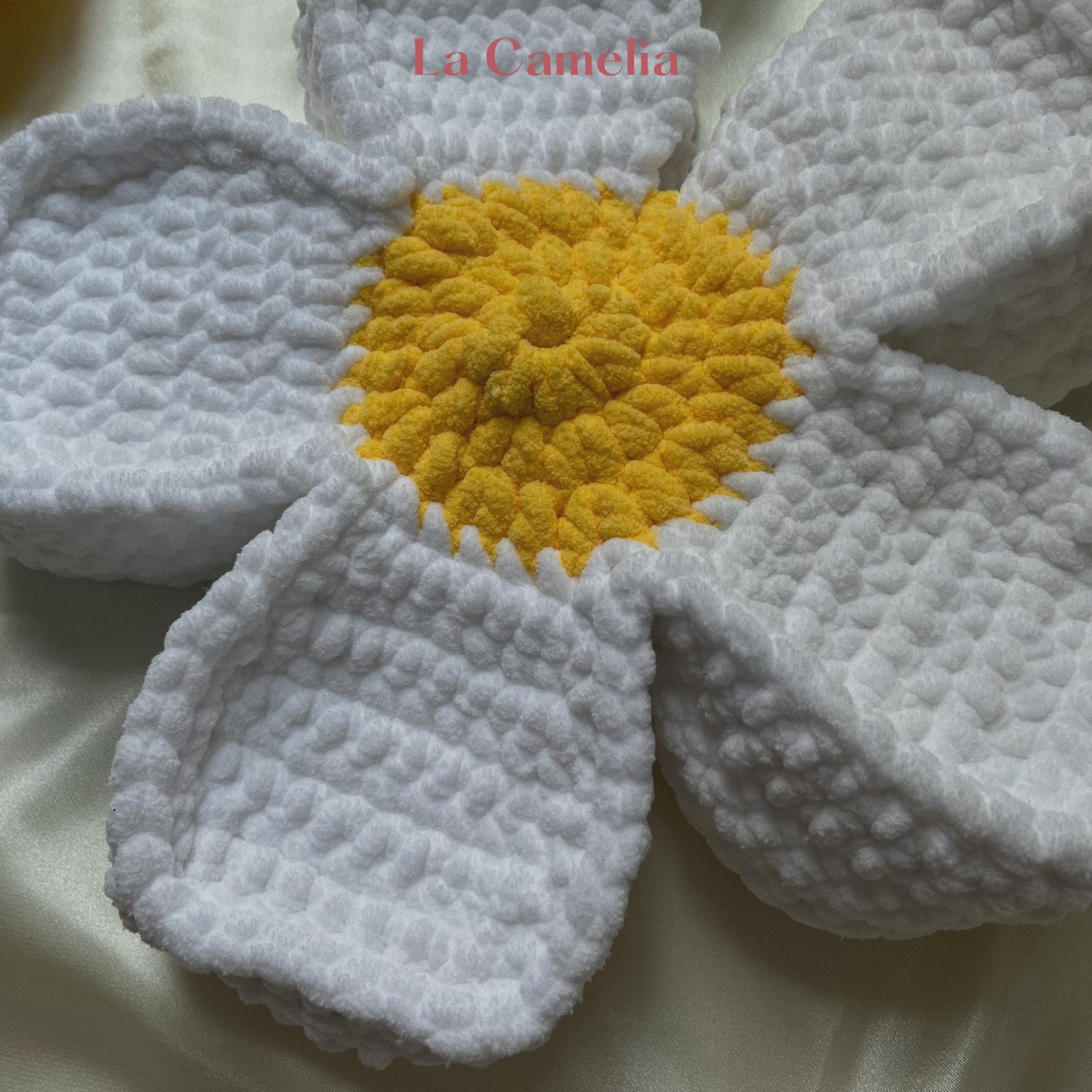Túi len hoa cúc Daisy Crochet Bag