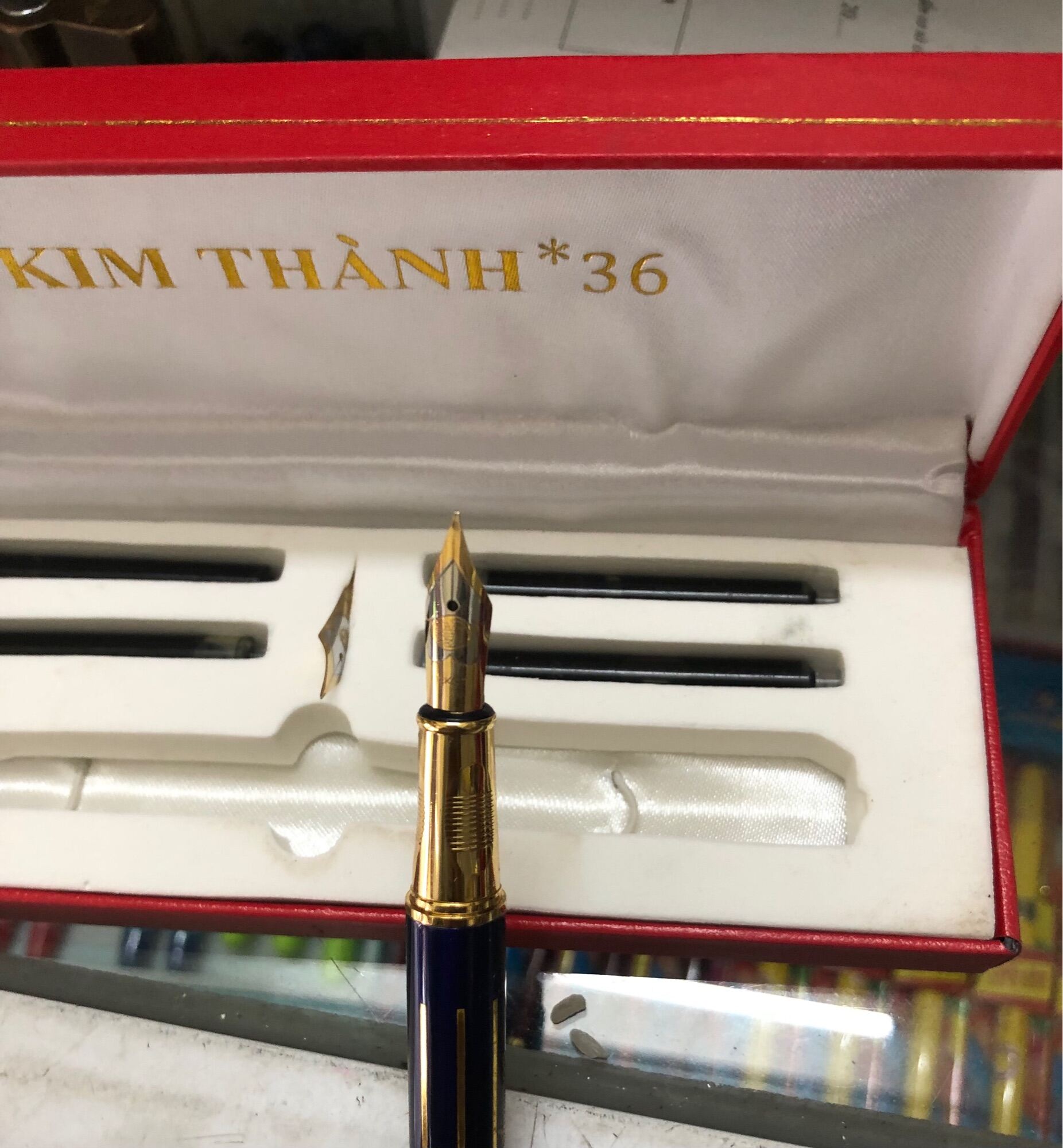 Bút máy Kim Thành 36 - Nét thanh nét đậm (Kèm 4 ống mực)