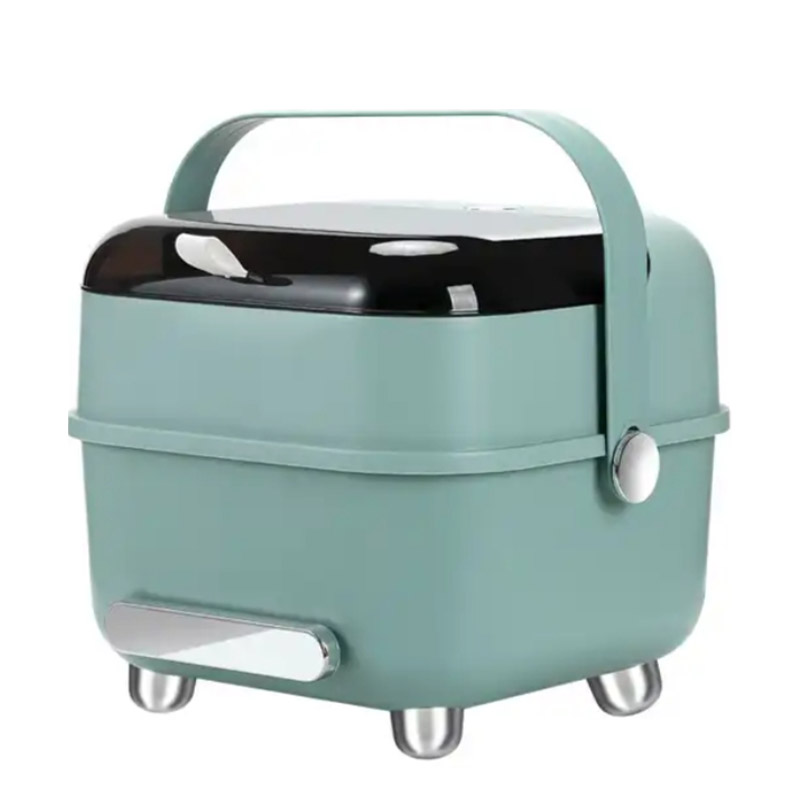 Household baby tableware storage bottle storage box PET material dust-proof drain bottle storage box