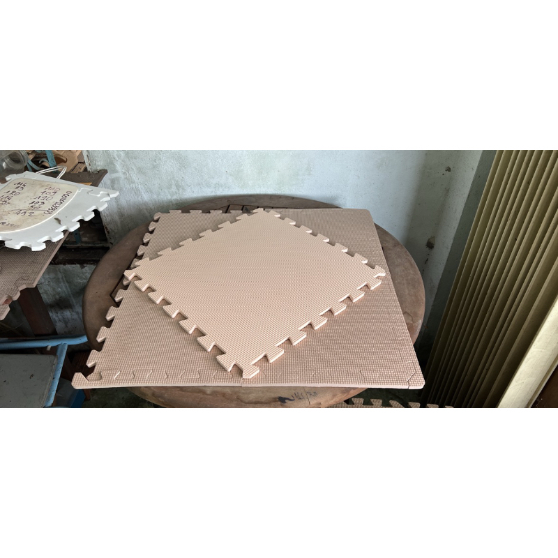 Combo 100 tấm thảm lót sàn 30*30 dày 1cm: