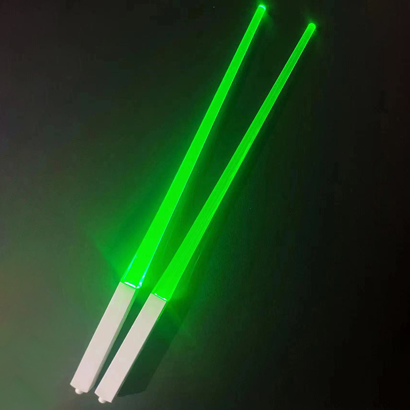 1%20PCS%20LED%20Lightsaber%20Luminous%20Chopsticks%20Detachable%20Washable%20Reusable%20Free%20Tableware%20For%20Kitchen%20Dinner%20-%20Image%204