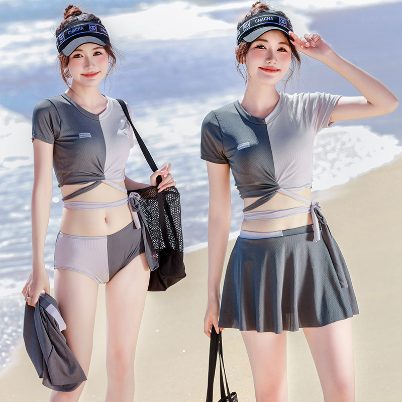 LOCO FISH Swimming clothes female students are divided into three pieces of conservative coverage, thin and thin, fashionable foreign bubble hot spring swimsuit