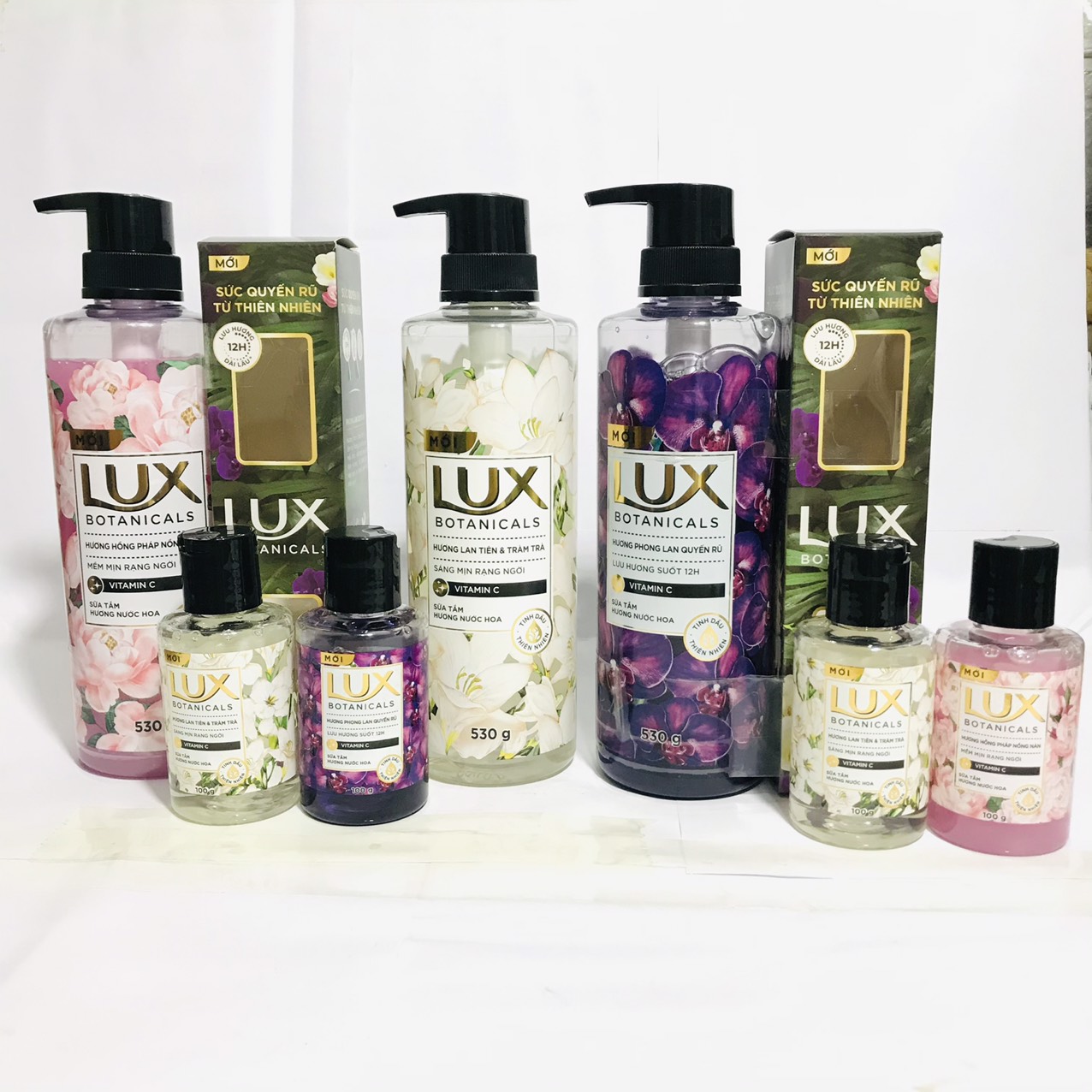 Sữa tắm nước hoa thơm Lux Botanicals (570g/chai)