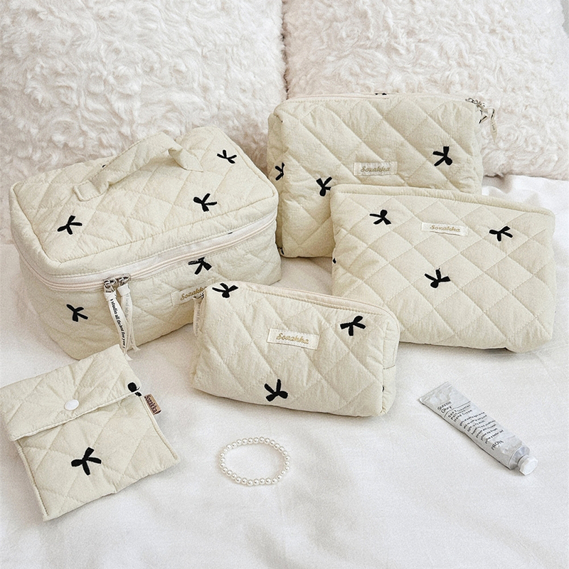 Worldwide Delivery】 Korean Embroidered Quilting Cotton Makeup Bag