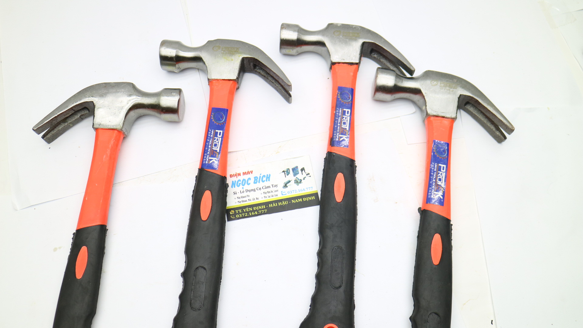 BÚA NHỔ ĐINH CÁN ĐỎ,XANH ĐEN ĐỦ SIZE