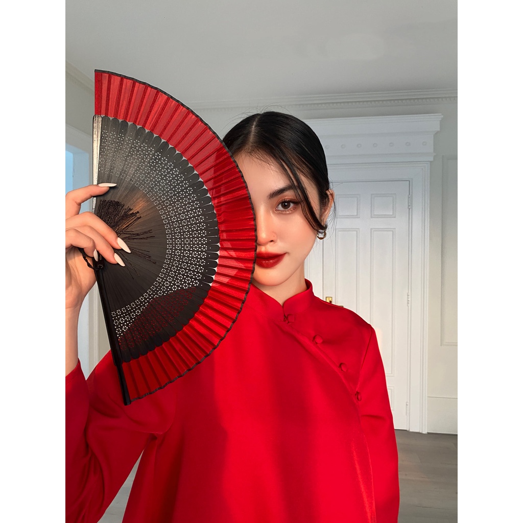 TUBYCATU | Áo dài đỏ cổ trụ (không kèm quần)