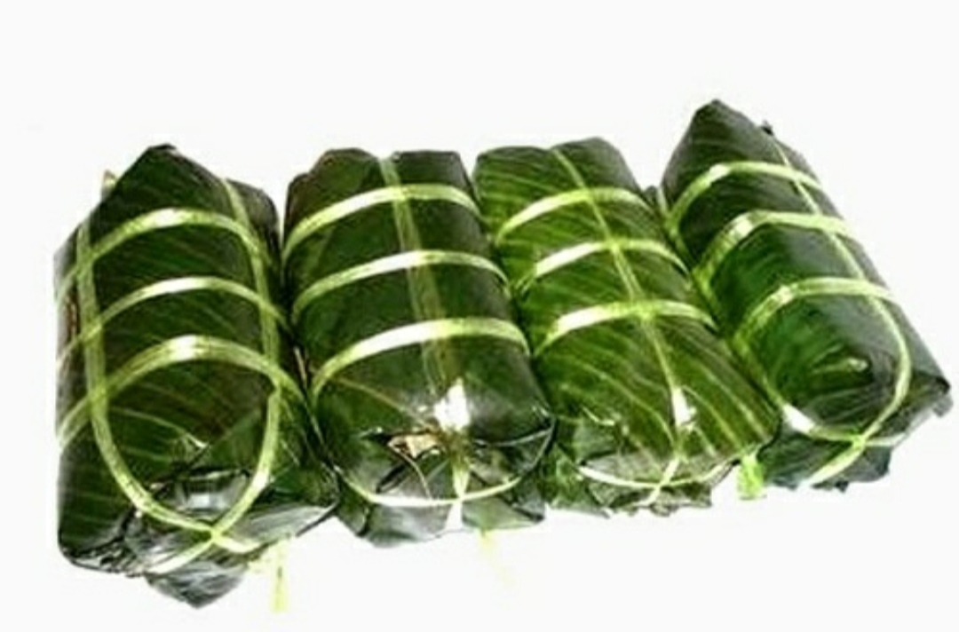 2 CÂY CHẢ LỤA(HEO) CÔ 4 ĐẶC SẢN BÌNH ĐỊNH (1 CÂY 400 GRAM)