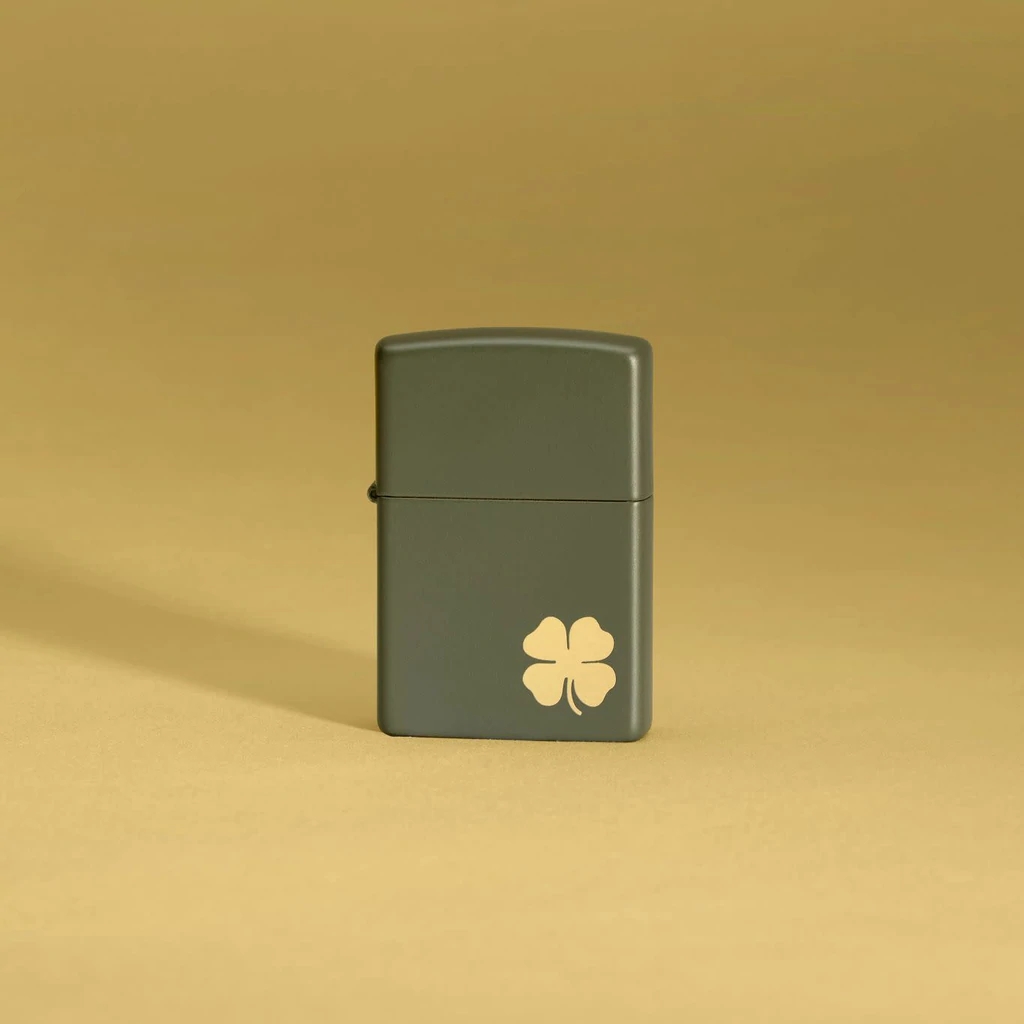 Bật Lửa Zippo Four Leaf Clover 49796