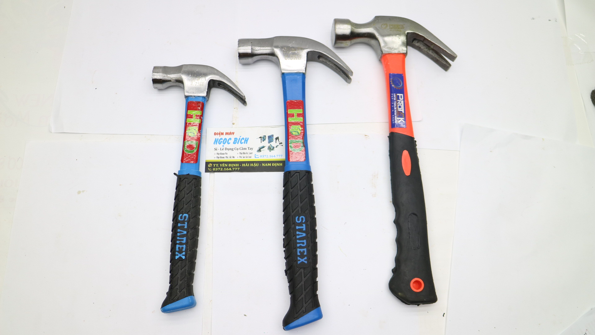 BÚA NHỔ ĐINH CÁN ĐỎ,XANH ĐEN ĐỦ SIZE