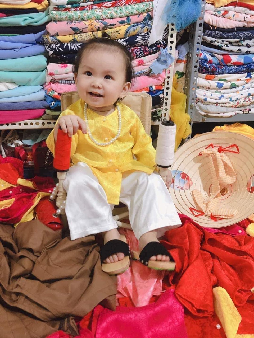 Bộ bà ba cưng xỉu cho bé quần trắng
