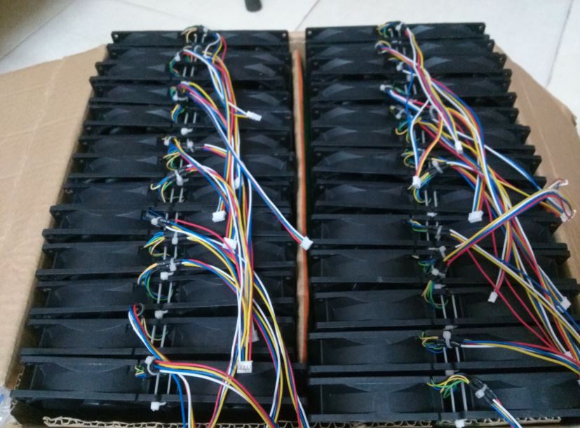 Bộ quạt mod VGA, Fan bi đôi server