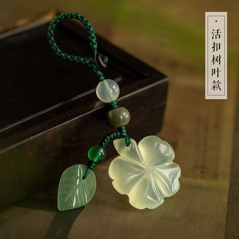 Móc Khóa Điện Thoại Hình Cỏ May Mắn