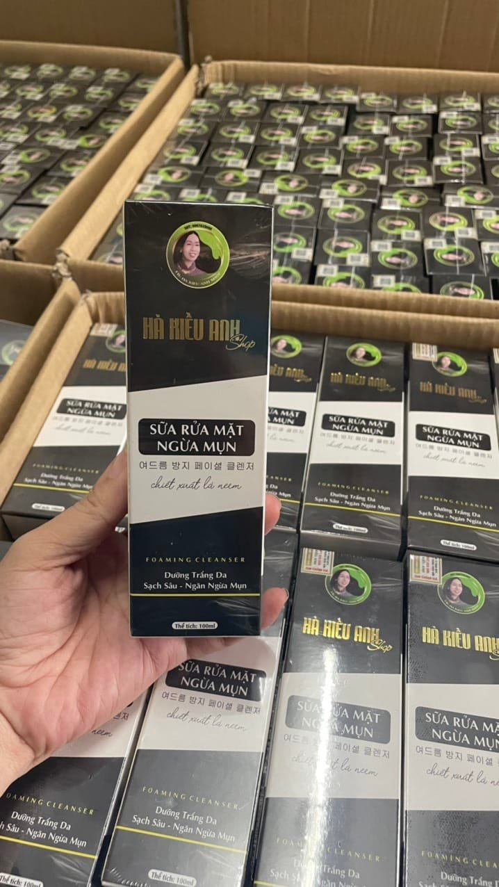 Sửa Rửa Mặt NGĂN NGỪA MỤN HÀ KIỀU ANH