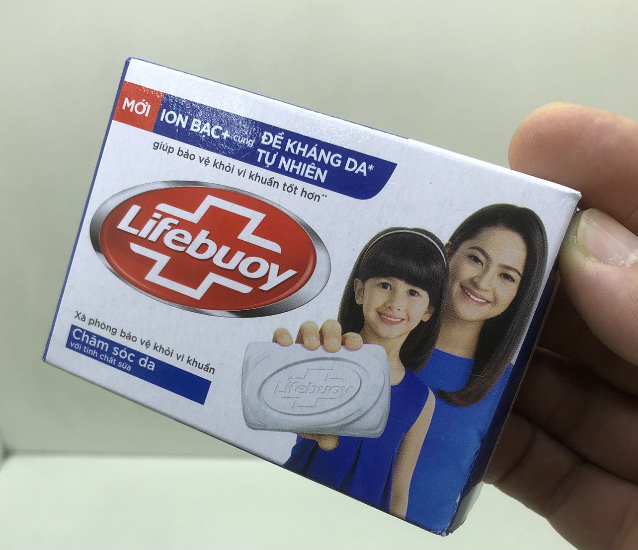 Xà bông cục Lifebuoy chăm sóc da 90g