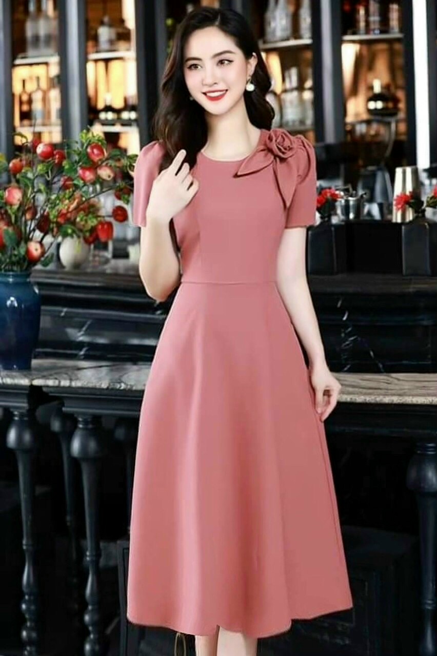 Đầm thiết kế xinh xắn - yb220188
