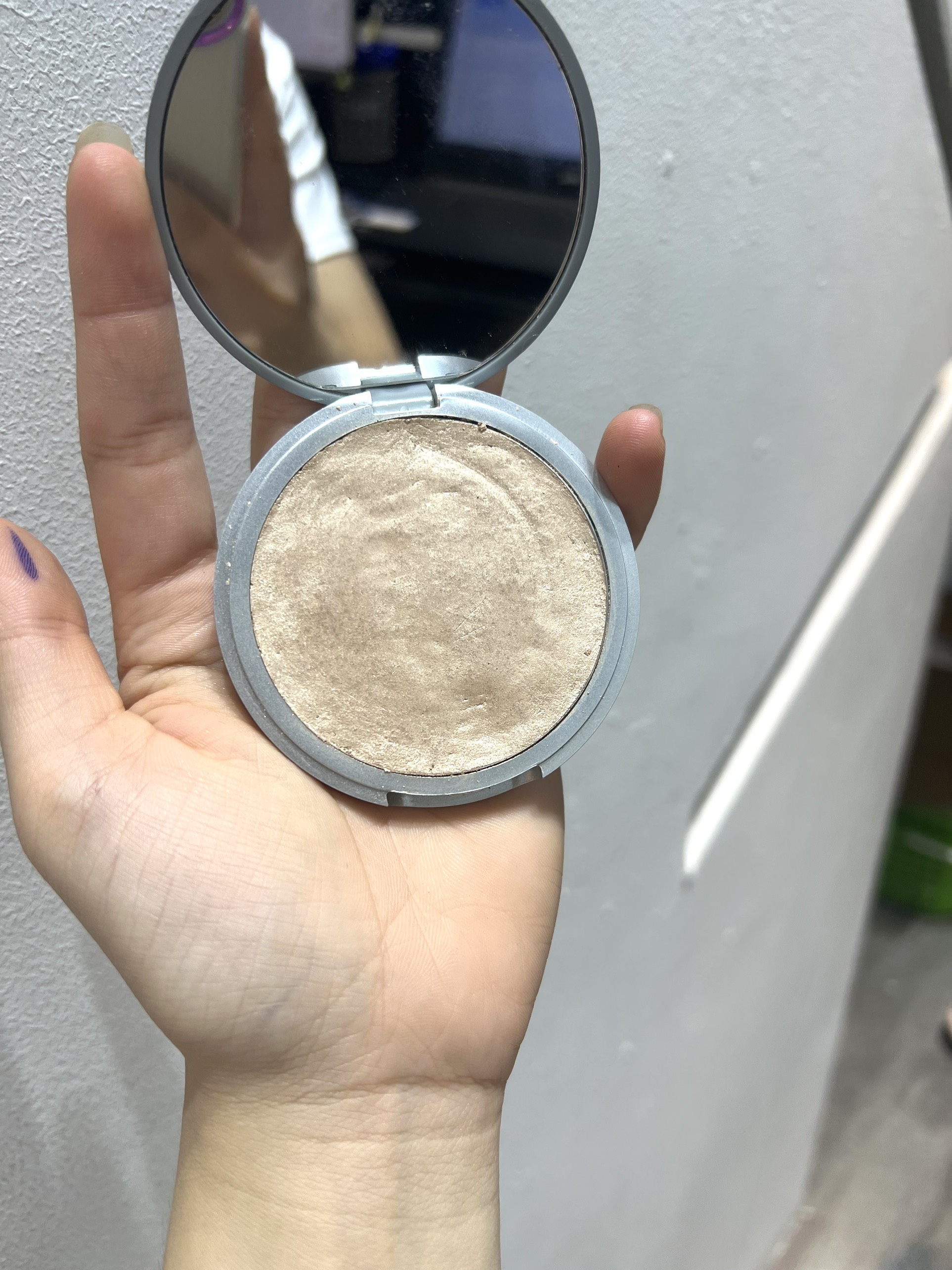 Bắt sáng highlight The Balm Mary-Lou Manizer