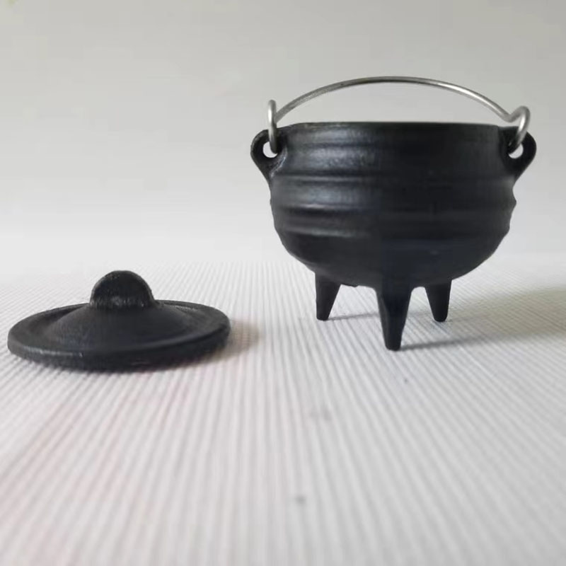 %E3%80%90Fast-selling%E3%80%91%20Mini%20Cauldron%20for%20Halloween%20-%20Image%206