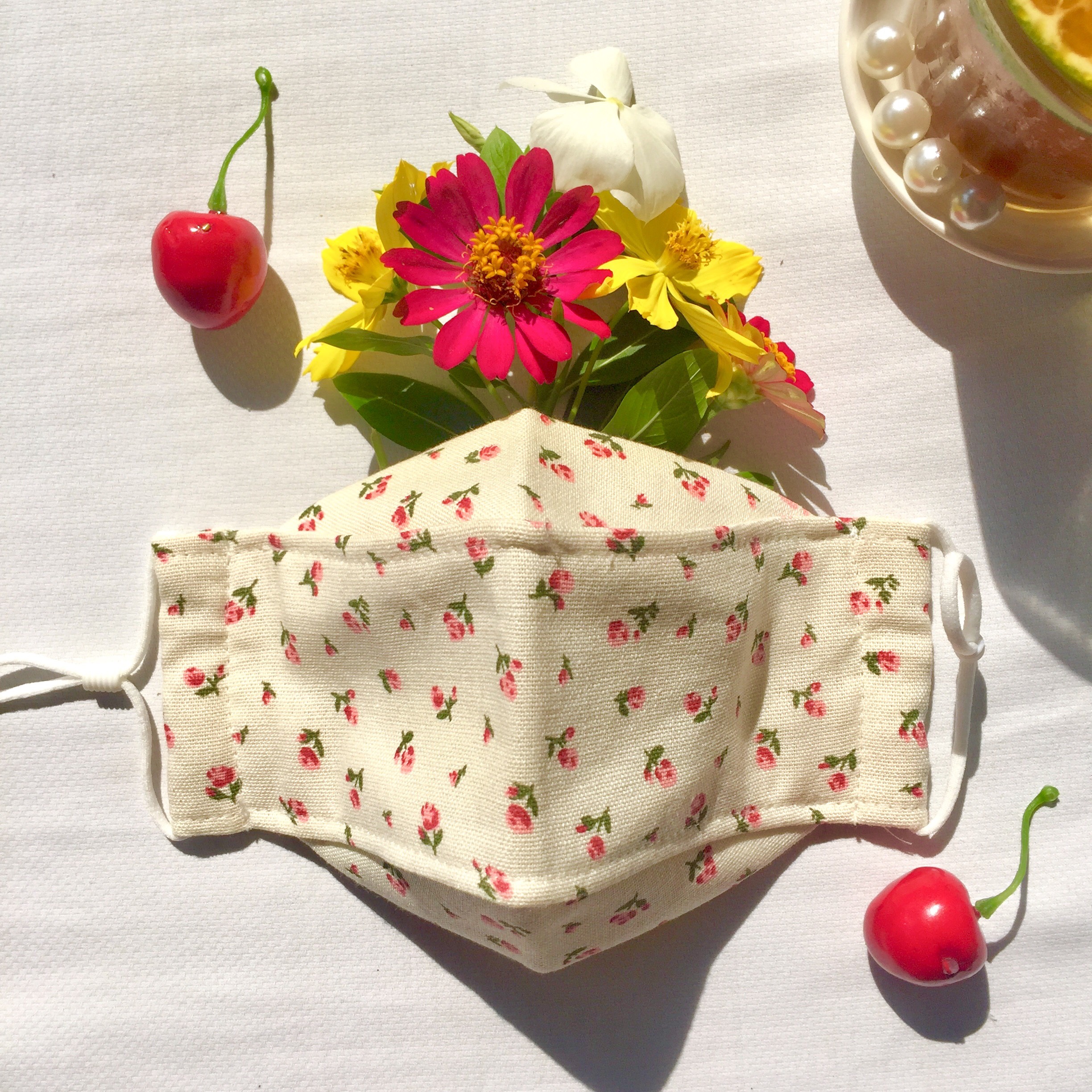 Khẩu trang vải 3d kháng khuẩn chống bụi hoạ tiết hoa nhí( vintage)