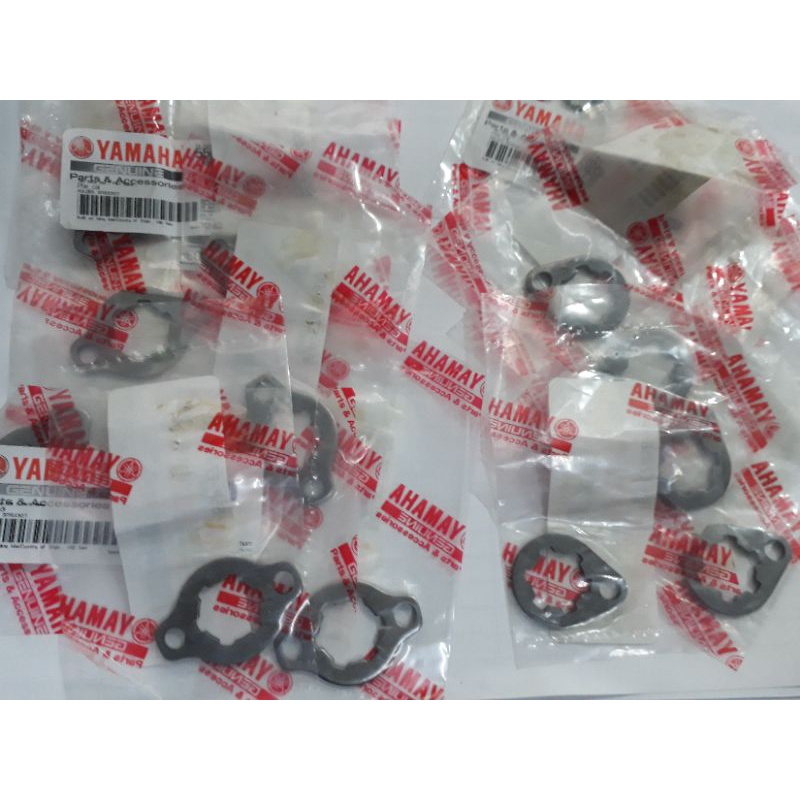 t phe nhông trước Exciter Yamaha