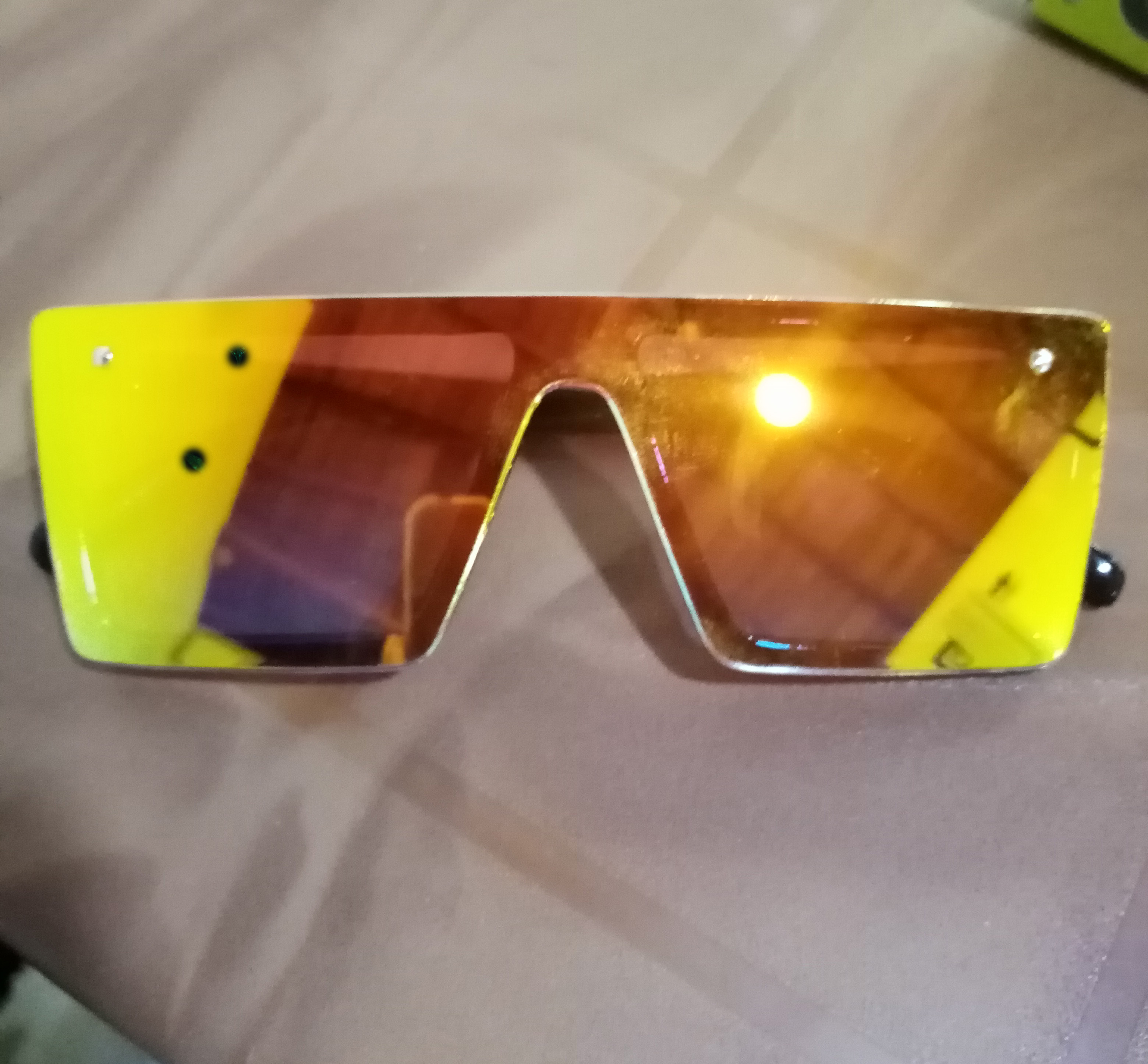 Retro%20Square%20Frame%20Sunglasses%20Eye%20Protection%20Black%20Frame%20Modern%20Fashion%20Sunglasses%20For%20Men%20and%20Women%20Luxury%20Roman%20Chain%20Bracelets%20for%20Women%20and%20Men%20Trendy%20Charm%20Bangles%20Jewelry%20Accessories%20Bracelet%20Gift%20-%20Image%204