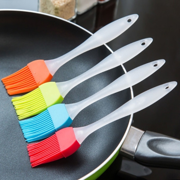 Cọ Quét Dầu Silicon ( màu ngẫu nhiên )