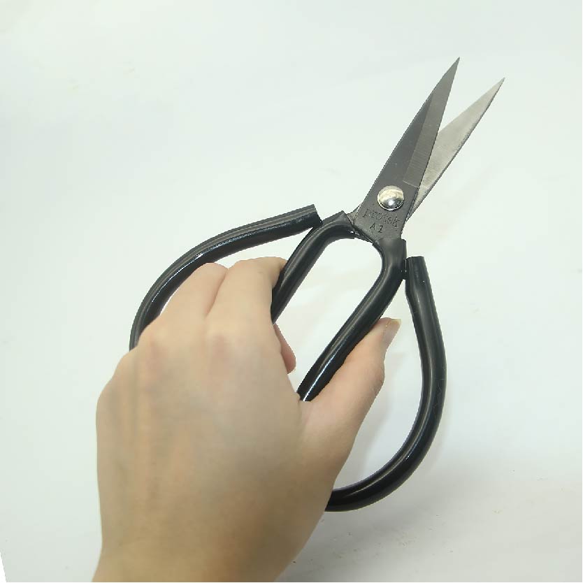 cây kéo mổ túi áo