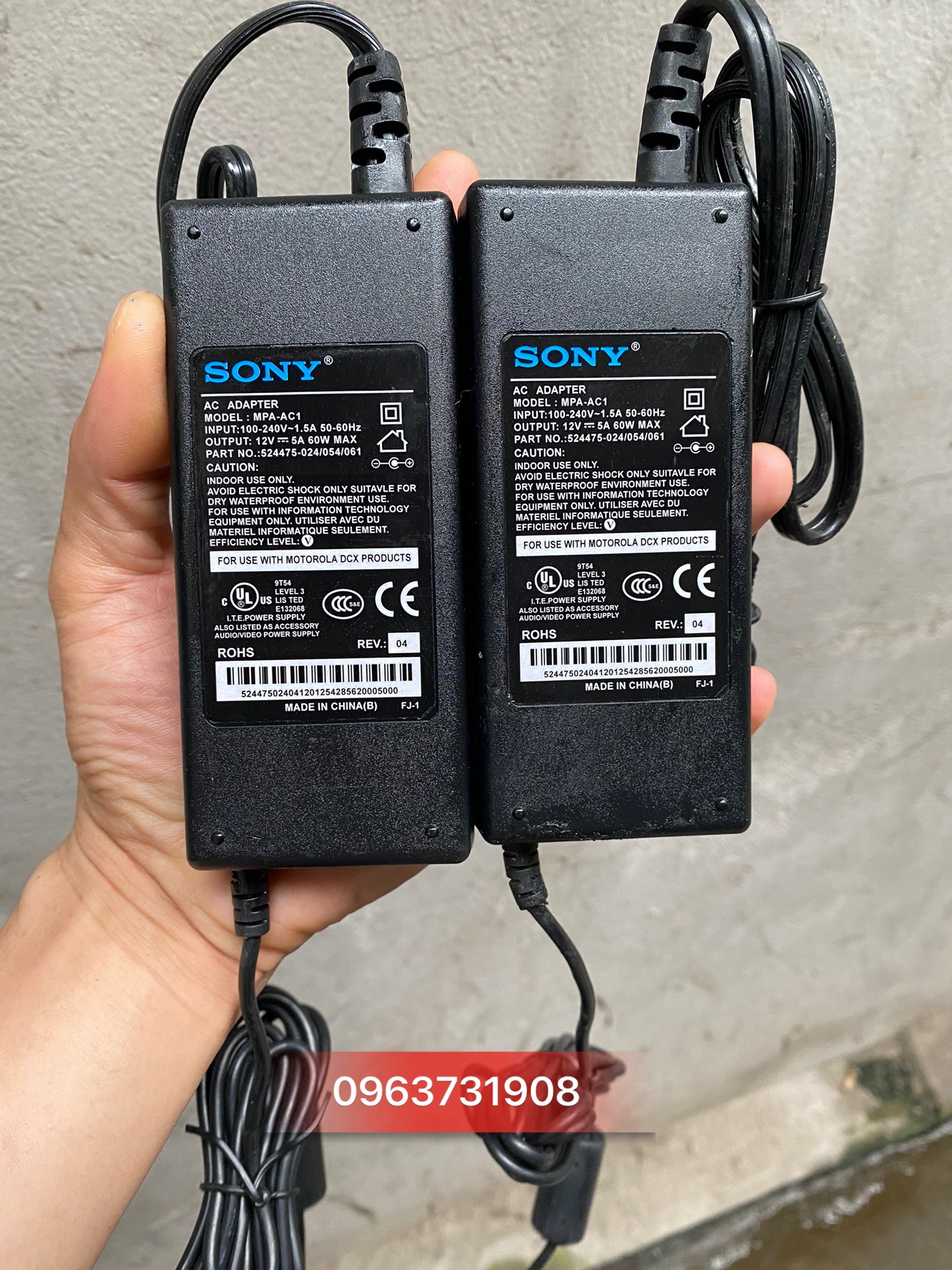 Adapter nguồn 12V 5A Sony dùng cho máy bơm nước mini bảo hành 12 tháng